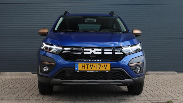 Dacia SANDERO Stepway 1.1 TCe 110Pk Extreme | Navigatie | Parkeersensoren Rondom | Dodehoek Detectie | Armsteun | Achteruitrijcamera | Android & Apple Carplay |