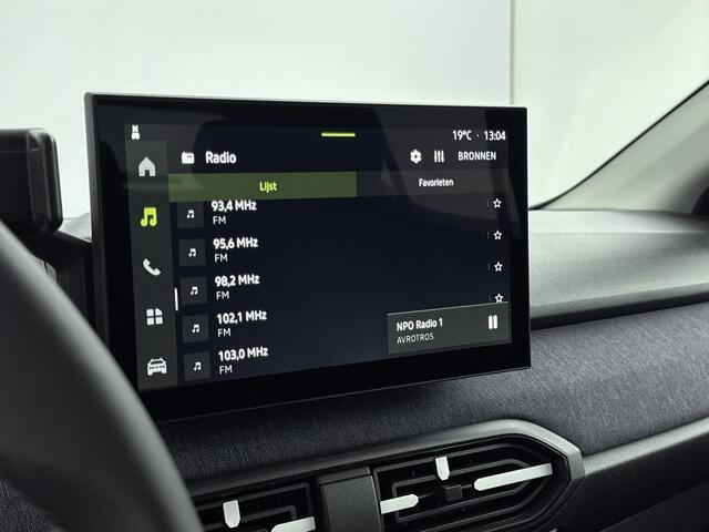 Dacia SANDERO 1.2 Eco-G 120Pk journey | Navigatie | Camera Rondom | Stuur- & Stoelverwaming | Parkeersensoren | Dodehoekdetectie | Apple Carplay & Android Auto |
