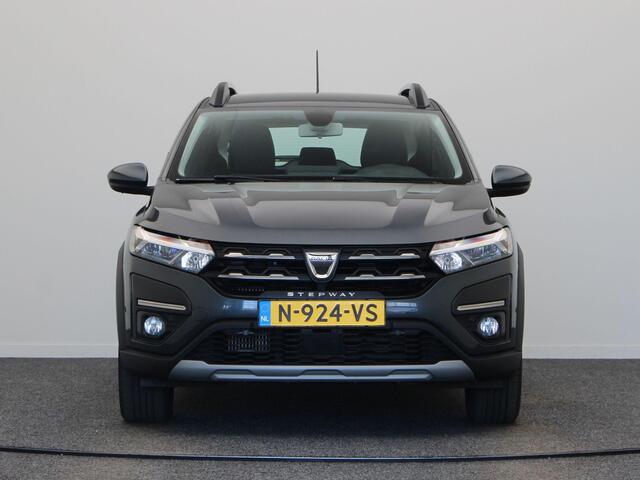 Dacia SANDERO Stepway TCe 90pk Comfort | Trekhaak | Achteruitrijcamera | Navigatie |