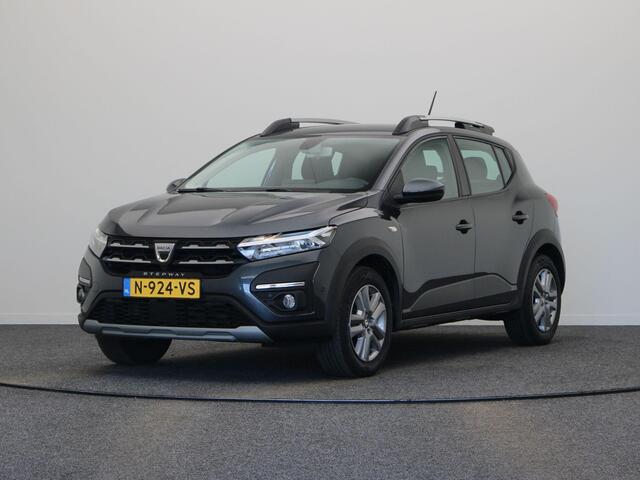 Dacia SANDERO Stepway TCe 90pk Comfort | Trekhaak | Achteruitrijcamera | Navigatie |
