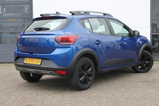 Dacia SANDERO Stepway 1.0 TCe 100 PK ECO-G Extreme | Glazen schuifkanteldak | 4 seizoensbanden | Stoelverwarming voor | Pack assist | nog 2 jaar * fabrieksgarantie |