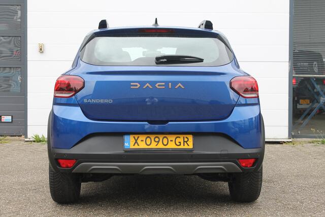 Dacia SANDERO Stepway 1.0 TCe 100 PK ECO-G Extreme | Glazen schuifkanteldak | 4 seizoensbanden | Stoelverwarming voor | Pack assist | nog 2 jaar * fabrieksgarantie |
