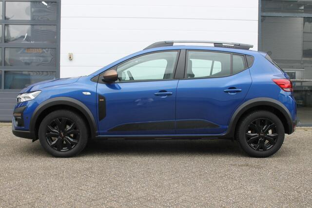 Dacia SANDERO Stepway 1.0 TCe 100 PK ECO-G Extreme | Glazen schuifkanteldak | 4 seizoensbanden | Stoelverwarming voor | Pack assist | nog 2 jaar * fabrieksgarantie |