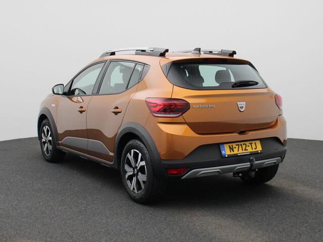Dacia SANDERO Stepway 1.0 TCe 90 Comfort | Trekhaak | Pack Easy | Pack Assist | 16" LMV 'Mahalia' | Climate Control | Licht- & Regensensor | LED-Verlichting | Cruise Control & Snelheidsbegrenzer | Apple Carplay & Android Auto