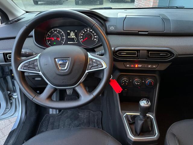 Dacia SANDERO 1.0 TCE 90 ESSENTIAL