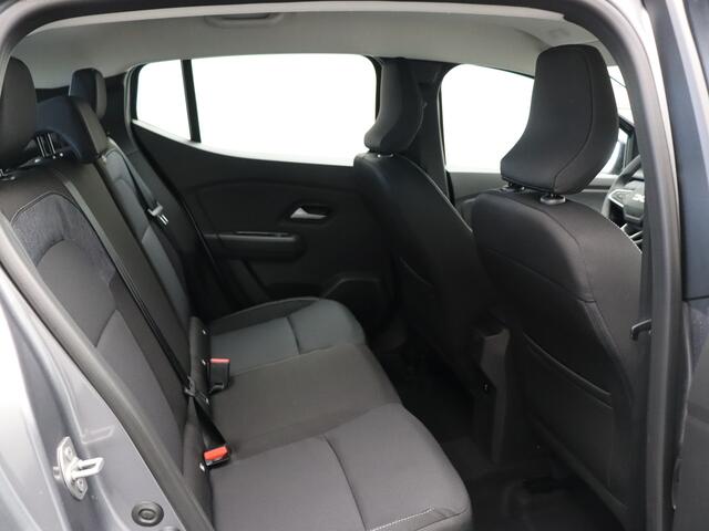 Dacia SANDERO Expression Hybrid | Bekleding 'Expression' | Cruise Control en snelheidsbegrenzer | Dagrijverlichting