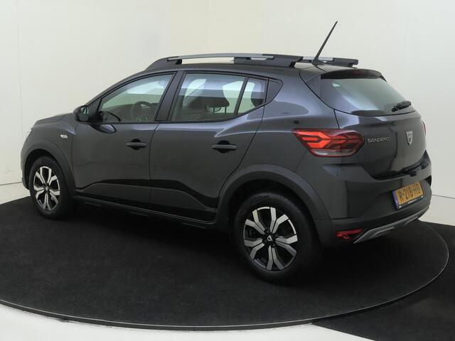 Dacia SANDERO Stepway 1.0 TCe 90 Comfort | Automaat |Navigatie | Parkeercamera | Cruise control | Airco | – foto 3