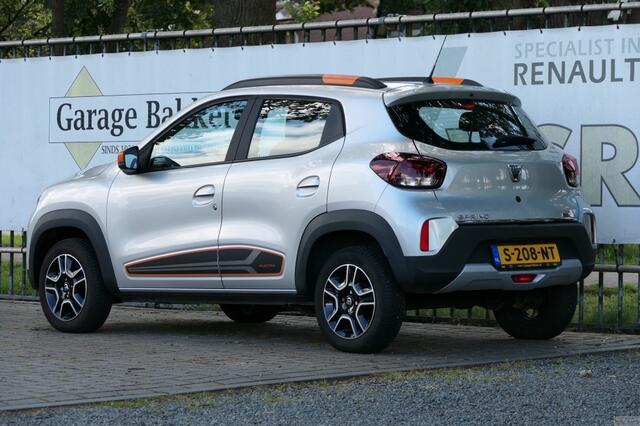Dacia Spring Electric 45 Comfort Plus Orange Pack