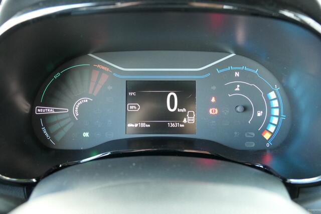 Dacia Spring Electric 45 Comfort Plus Orange Pack