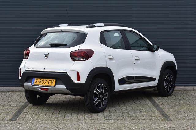 Dacia Spring Comfort 27 kWh 45pk | PDC Achter | Bluetooth | DAB | Radio | Automaat