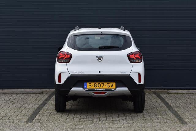 Dacia Spring Comfort 27 kWh 45pk | PDC Achter | Bluetooth | DAB | Radio | Automaat