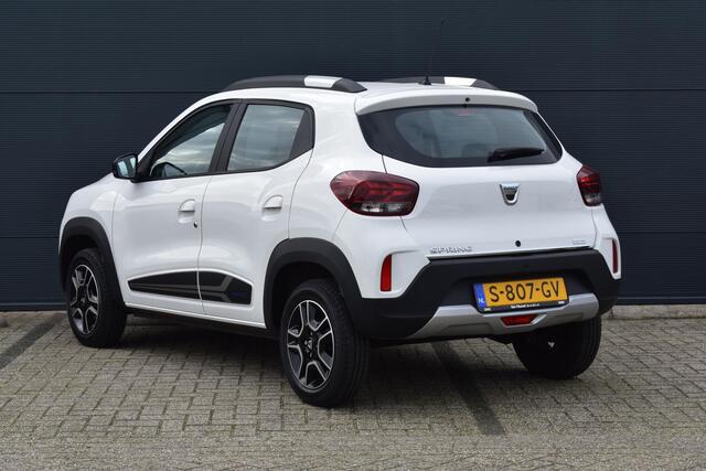 Dacia Spring Comfort 27 kWh 45pk | PDC Achter | Bluetooth | DAB | Radio | Automaat