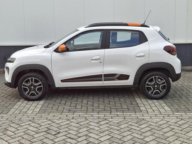 Dacia Spring Comfort Plus 27 kWh || Achteruitrijcamera || Parkeersensoren achter || Reservewiel || Automatische lichtsensor