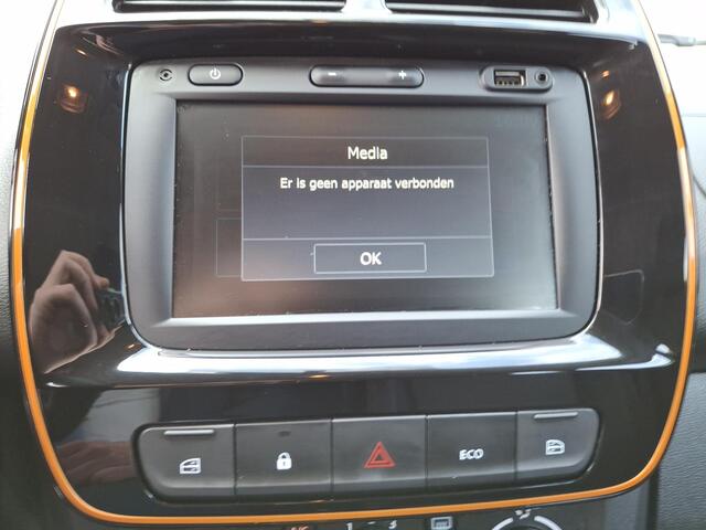 Dacia Spring Comfort Plus 27 kWh || Achteruitrijcamera || Parkeersensoren achter || Reservewiel || Automatische lichtsensor