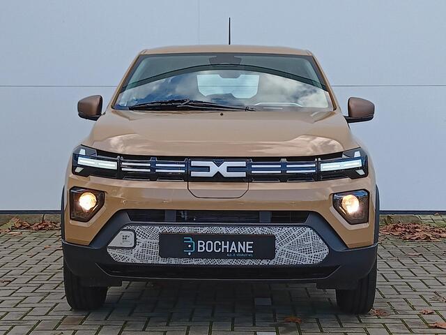 Dacia Spring Extreme 65 26.8 kWh Navigatie / Apple Carplay-Android Auto / Airco / Parkeersensoren + Camera