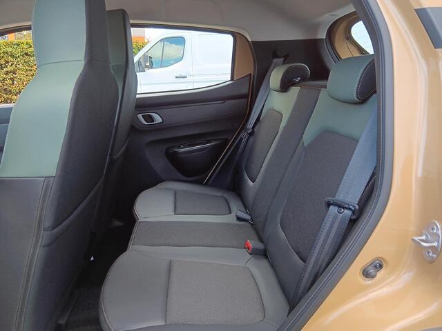 Dacia Spring Extreme 65 26.8 kWh Navigatie / Apple Carplay-Android Auto / Airco / Parkeersensoren + Camera