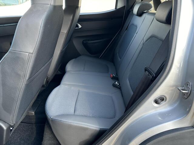 Dacia Spring Comfort Plus 27 kWh | Lage Kilometerstand | Navi | Camera | 1e eigenaar | Dealer Onderhouden | NAP!