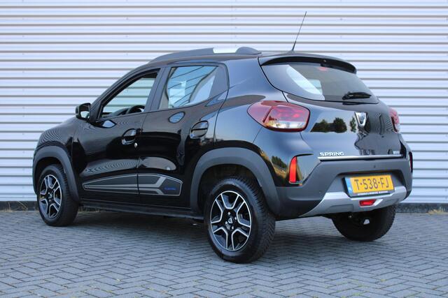Dacia Spring Essential | Airco | 14" design velgen met all season banden | Navi | Camera | PDC |