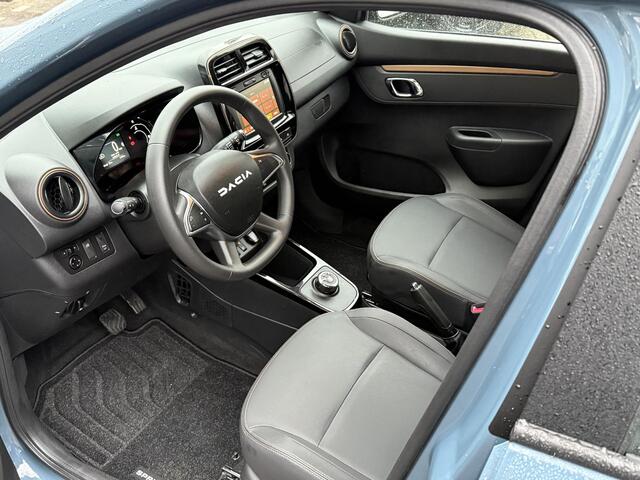 Dacia Spring Extreme 27 kWh | 1e eigenaar NL Auto | Camera | Leder | Navi | Dealer Onderhouden!