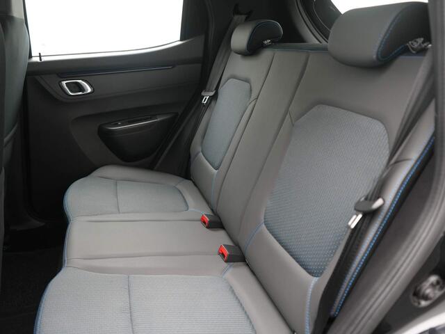 Dacia Spring Comfort Plus (Orange Pack) 27 kWh - Achteruitrijcamera - Navigatie