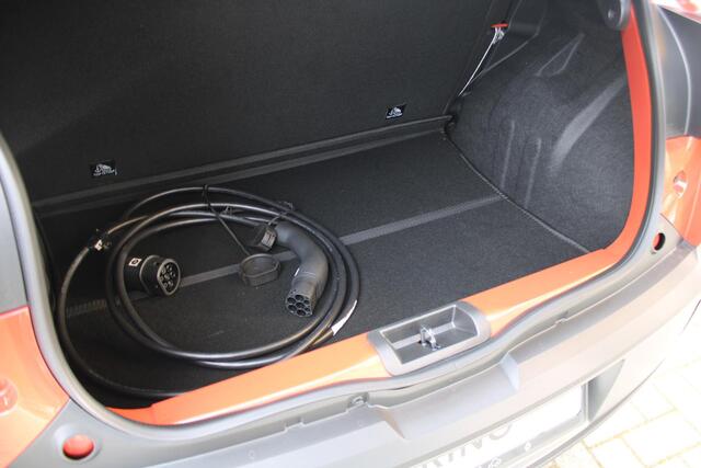 Dacia Spring Expression 65 26.8 kWh | DC lader max 30 Kw | Parkeersensoren achter | Voorraad Voordeel |