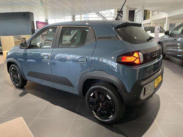 Dacia Spring Extreme 65 26.8 kWh met snellader