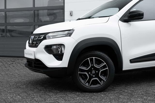 Dacia Spring Comfort Plus (Orange Pack) 27 kWh (45pk) | 30 KW lader | Camera achter | | incl. Bovag rijklaarpakket met 12 maanden garantie |