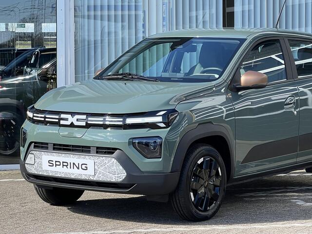 Dacia Spring Extreme 65 26.8 kWh | Direct leverbaar | REGISTRATIE ACTIE VOORDEEL | Achteruitrijcamera | Parkeersensoren | Apple Carplay & Android Auto | Airco | Cruise Control |