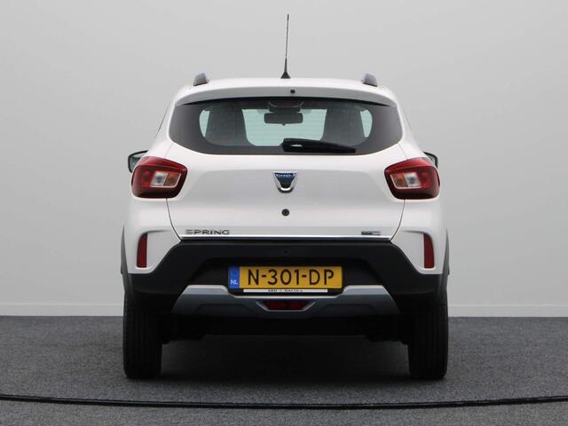 Dacia Spring Comfort 27 kWh | CCS Snellader | Achteruitrijcamera | Navigatie | Airco | Apple carplay | |