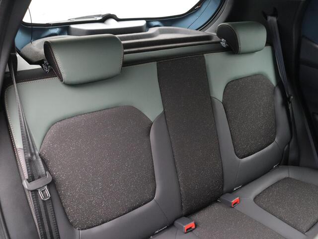 Dacia Spring Extreme 65pk | DC Lader 30kW | Parkeersensoren voor/achter | Achteruitrijcamera |