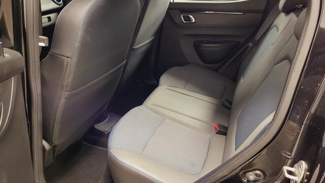 Dacia Spring Essential 27 kWh