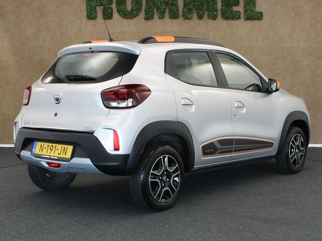 Dacia Spring Comfort Plus (Orange Pack) 27 kWh - ORIGINEEL NEDERLANDSE AUTO - SOH 93% - ACHTERUITRIJ CAMERA - NAVIGATIE - PARKEERSENSOREN ACHTER - AIRCO - APPLE CARPLAY/ANDROID AUTO - CRUISE CONTROL