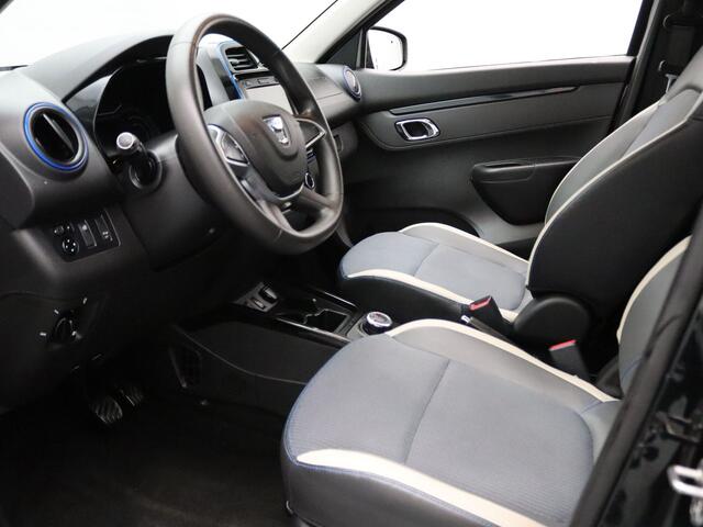 Dacia Spring Comfort Plus (Orange Pack) 27 kWh Airco | Camera | Carplay | Navi | Parkeersens. achter