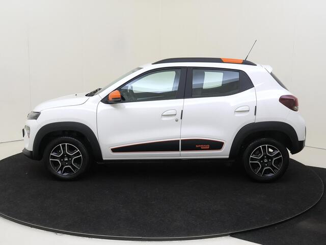 Dacia Spring Comfort Plus 27 kWh Navigatie | Airco | Camera Achter | Apple Carplay & Android Auto