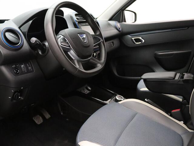 Dacia Spring 45pk Comfort Plus (Orange Pack) 27 kWh Automaat Airco | Camera | Navi | Parkeersens. achter