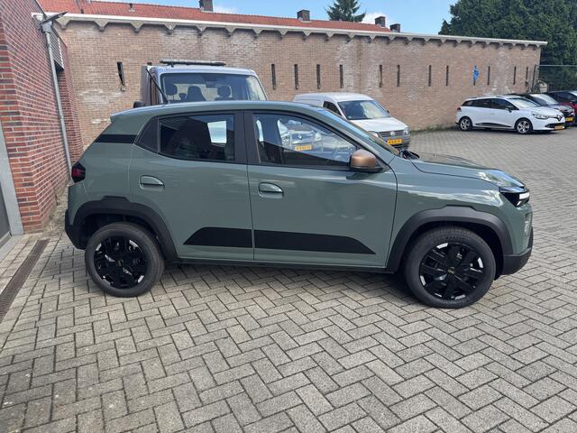 Dacia Spring Extreme 65 26.8 kWh PDC voor en achter ,camera achter,snelladen,220v lader RIJKLAARPRIJS