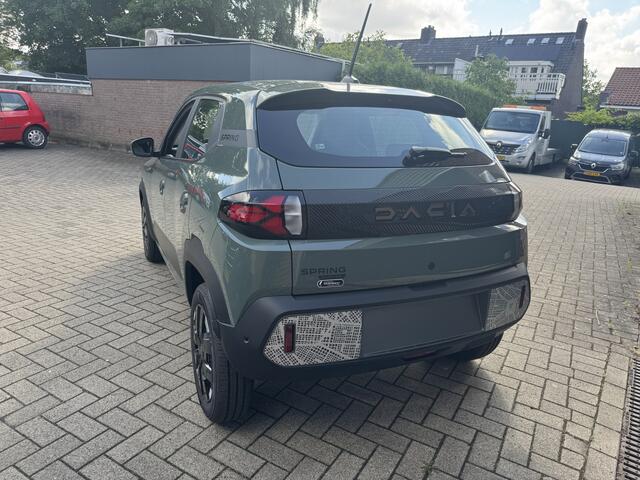 Dacia Spring Extreme 65 26.8 kWh PDC voor en achter ,camera achter,snelladen,220v lader RIJKLAARPRIJS