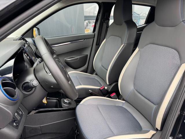 Dacia Spring Comfort Plus 27 kWh DC- lader Camera Navi 4.300 km