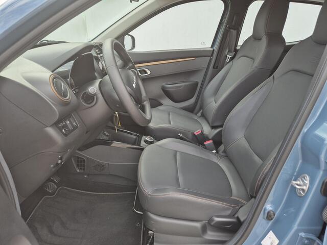 Dacia Spring Extreme 27 kWh Automaat / Apple Carplay Android Auto / Airco / Achteruitrijcamera / Cruise control / Parkeersensoren achter / Navigatie / Elektrische ramen voor / Lederen bekleding /