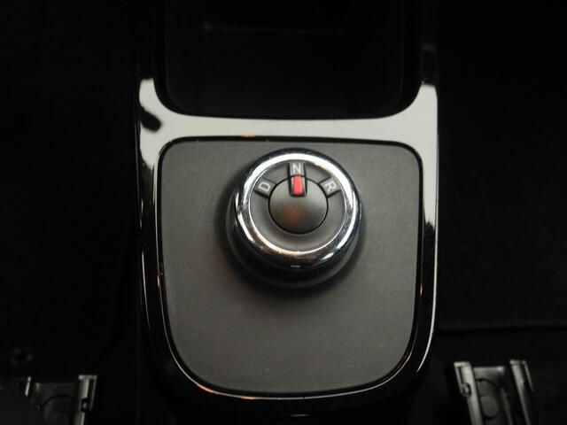 Dacia Spring Comfort Plus 27 kWh | DC Lader max 30 kW | Haaievin antenne | Airco | Navigatie | Sensoren v+a en achteruitrijcamera | extra getinte ruiten | Metaalkleur |