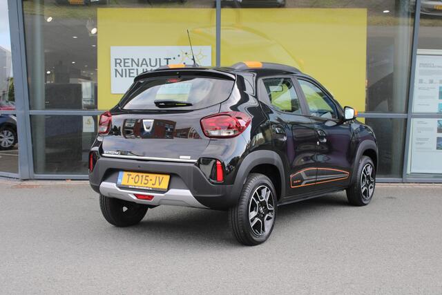 Dacia Spring Comfort Plus (Orange Pack) 27 kWh | CAMERA | PARKEERSENSOREN | CRUISE CONTROL | AIRCONDITIONING | APPLE CARPLAY