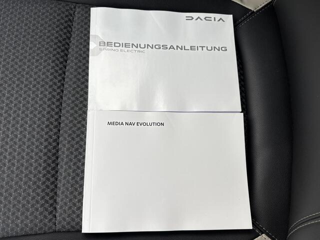 Dacia Spring Expression 27 kWh / Facelift / SoH Accu 93% / CCS snelladen / Navigatie / Achteruitrijcamera / Android Auto/Apple Carplay /