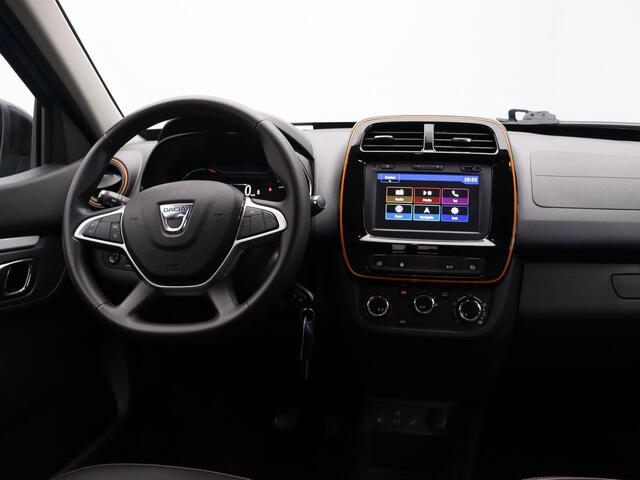 Dacia Spring Comfort Plus 27 kWh | Navigatie | Airco | Lederen interieur | SOH 93,6% |