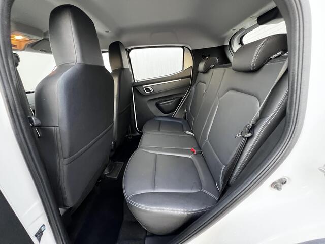 Dacia Spring Expression 27 kWh Automaat / Fabrieksgarantie tot 03-2026 / CCS snelladen / Dealer onderhouden / Navigatie / Leder / Apple Carplay Android /