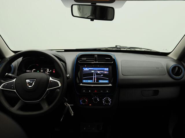 Dacia Spring Comfort Plus (Orange Pack) 27 kWh | Automaat | Airco | Medianav met DAB en Apple CarPlay & Android Auto | Lichtmetalen velgen | Metaalkleur |