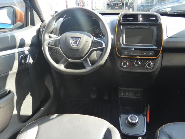 Dacia Spring Comfort Plus 27 kWh | NAVIGATIE |