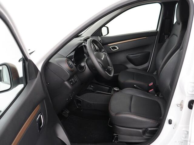 Dacia Spring Extreme 27 kWh | Leder | Carplay | Camera | Airco | Navigatie | Parkeerhulp | Speedlimiter | Bluetooth