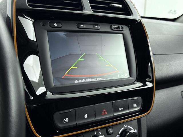 Dacia Spring Essential 27 kWh 45PK | Navigatie | Achteruitrijcamera | Lederen Bekleding | Automaat