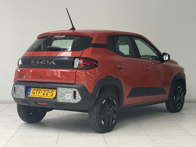Dacia Spring Extreme 65 26.8 kWh | Achteruitrijcamera | Apple CarPlay / Android Auto | Navigatie | DAB+ |