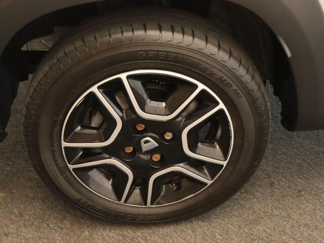 Dacia Spring Comfort 27 kWh - ORIGINEEL NEDERLANDSE AUTO - SOH 92%! - AIRCO - AUTONOMOUS EMERGENCY BRAKING - DAB ONTVANGER - LICHTMETALEN VELGEN 14" - STOF/KUNSTLEDEREN BEKLEDING - DAKRAILS - ELEKTRISCHE RAMEN VOOR EN ACHTER - BLUETOOTH TELEFOONVOORBEREIDING